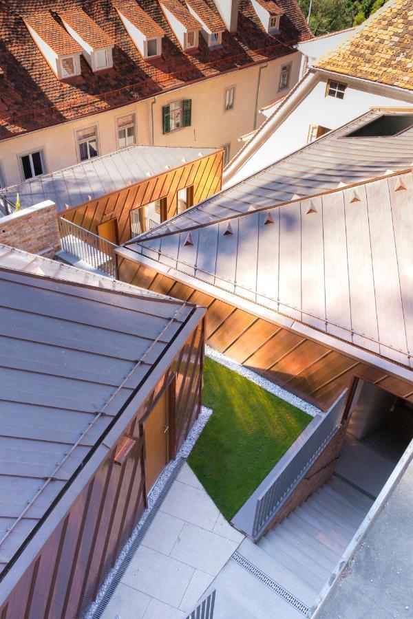 Kai 36 - Hotel Zwischen Fels Und Fluss Грац Экстерьер фото Copper roofing