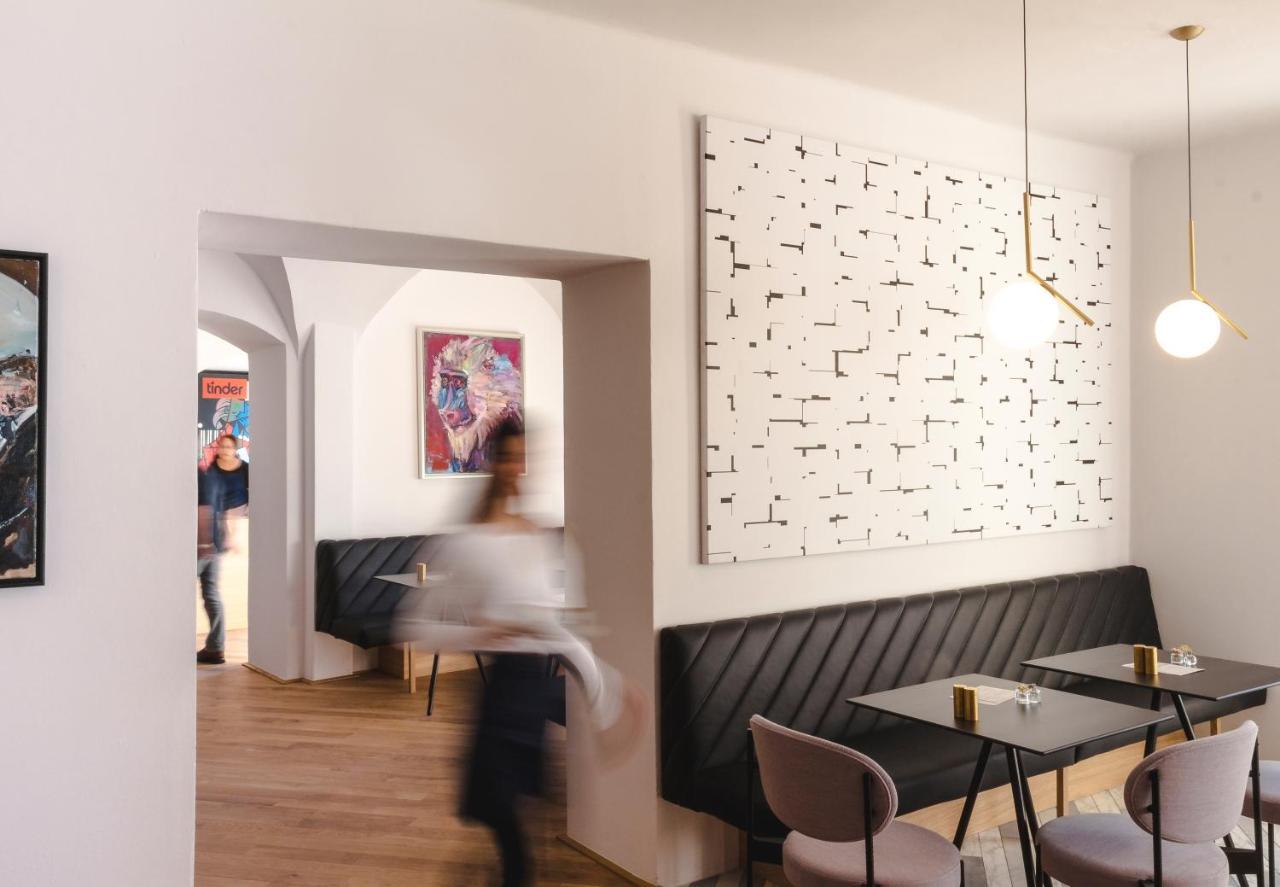 Kai 36 - Hotel Zwischen Fels Und Fluss Грац Экстерьер фото Restaurant interior